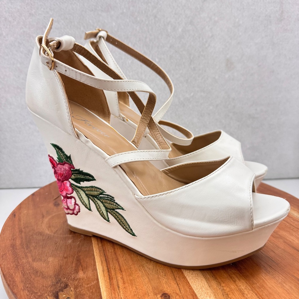 Forever Floral Embroidered Wedge Heels Platform Open‎ Toe White Size 10